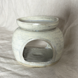 acacia wood cutting board